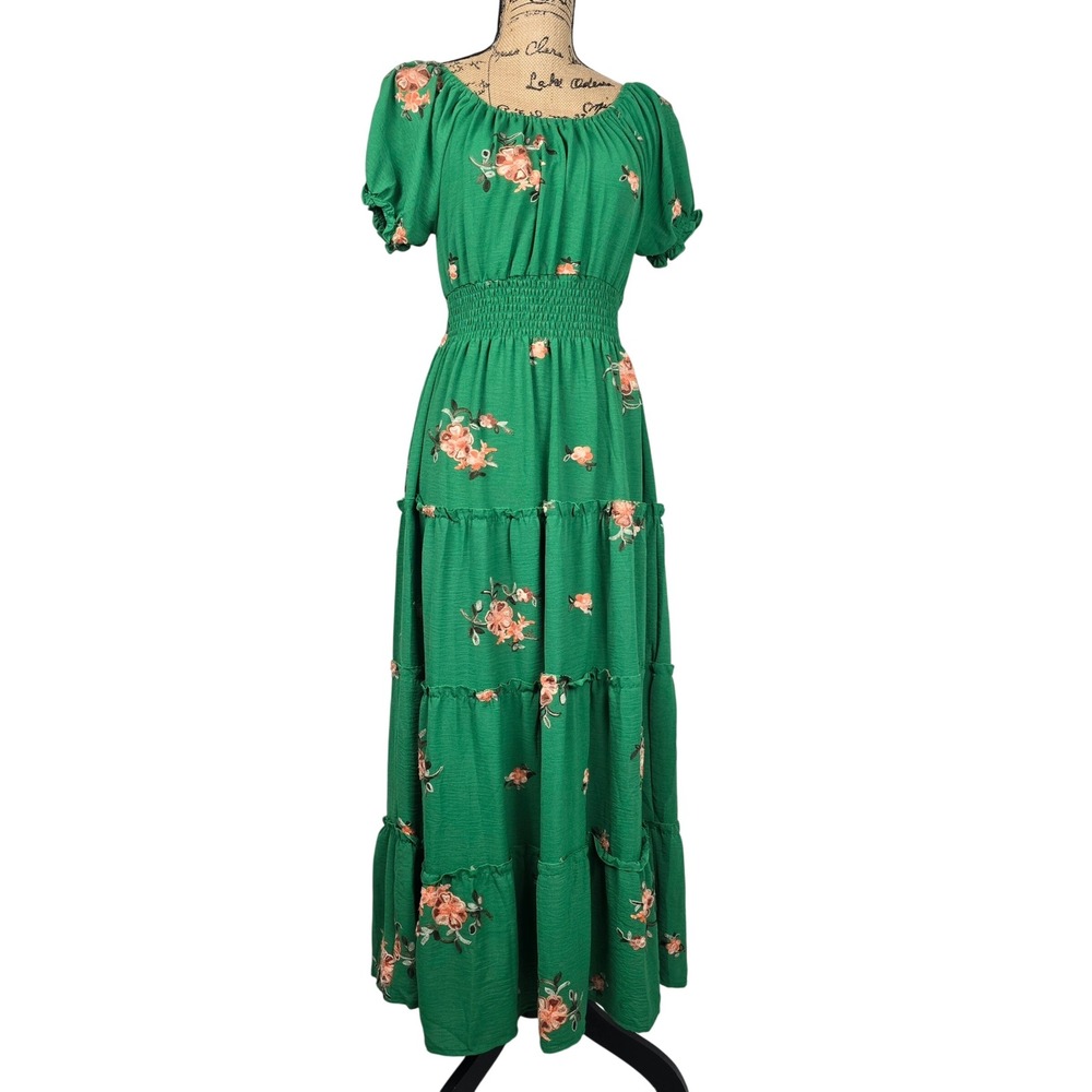 Kindred‎ Green Floral Embroidered Smocked Maxi Dress Tiered Cottagecore M NWOT